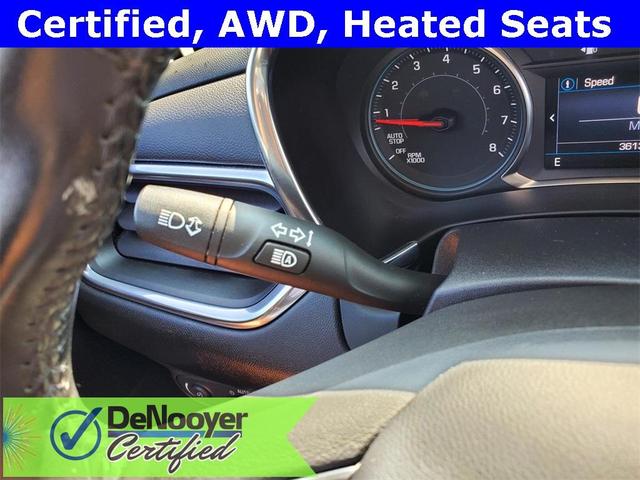Photo of 2022 Silver Ice Metallic Chevrolet Equinox