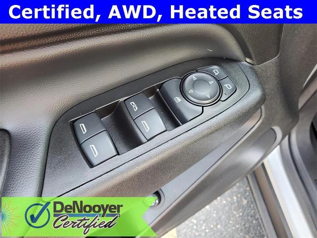 Photo of 2022 Silver Ice Metallic Chevrolet Equinox