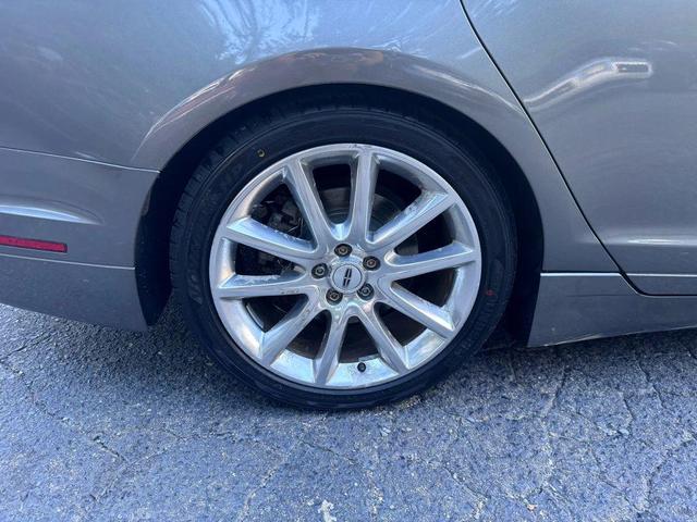 Photo of 2014 Gray Lincoln MKZ