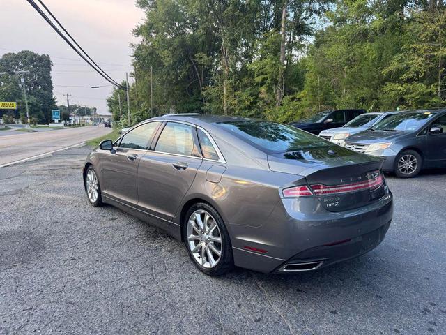 Photo of 2014 Gray Lincoln MKZ