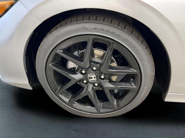 Photo of 2026 Solar Silver Metallic Honda Civic