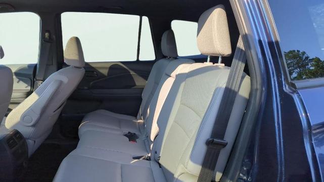 Photo of 2022 Blue Honda Passport