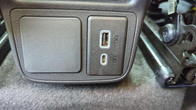 Photo of 2022 Summit White Buick Encore GX