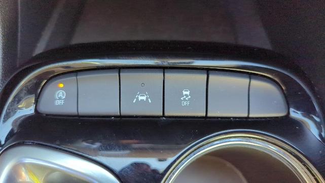 Photo of 2022 Summit White Buick Encore GX
