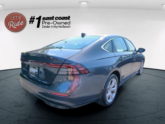Photo of 2023 Meteorite Gray Metallic Honda Accord