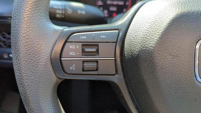 Photo of 2023 Meteorite Gray Metallic Honda Accord