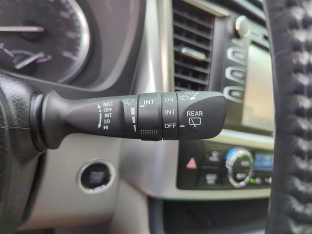 Photo of 2019 Celestial Silver Metallic Toyota Highlander