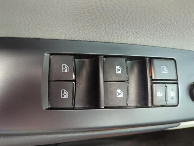 Photo of 2019 Celestial Silver Metallic Toyota Highlander
