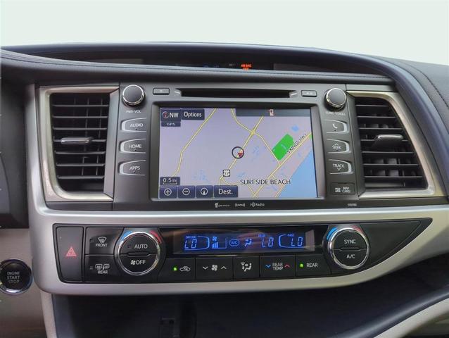 Photo of 2019 Celestial Silver Metallic Toyota Highlander