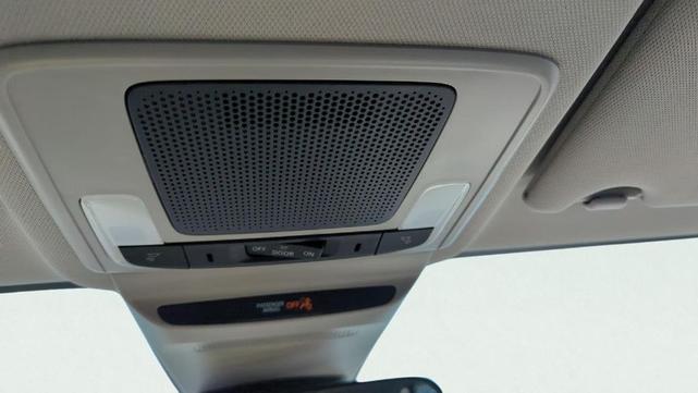 Photo of 2026 Pearl Honda HR-V