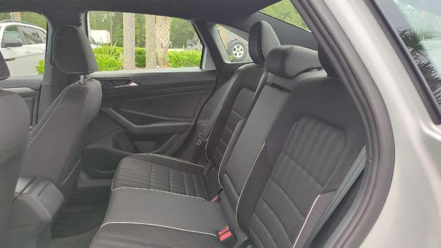 Photo of 2024 Pure White Volkswagen Jetta