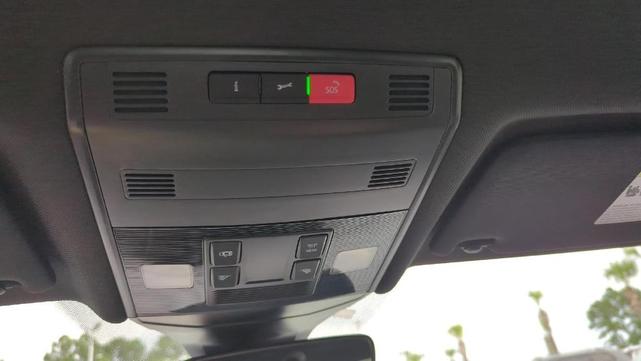 Photo of 2024 Pure White Volkswagen Jetta