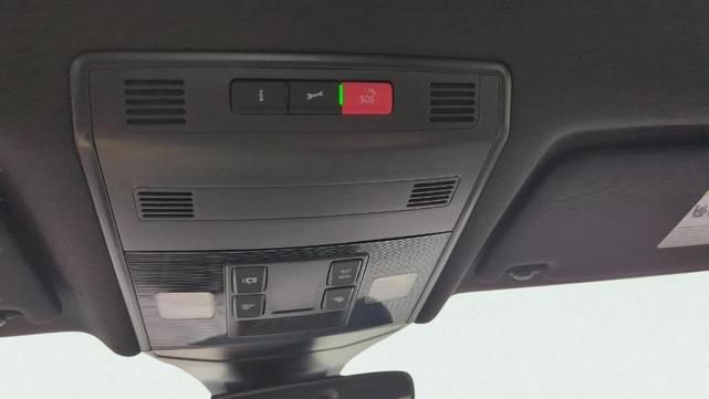 Photo of 2024 Pure White Volkswagen Jetta