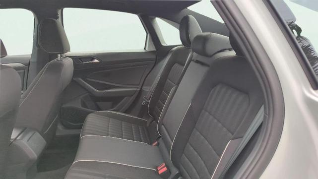 Photo of 2024 Pure White Volkswagen Jetta