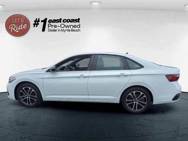 Photo of 2024 Pure White Volkswagen Jetta
