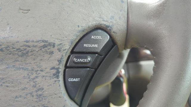 Photo of 2004 Satin Jade Pearlcoat Chrysler Sebring