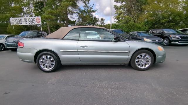 Photo of 2004 Satin Jade Pearlcoat Chrysler Sebring