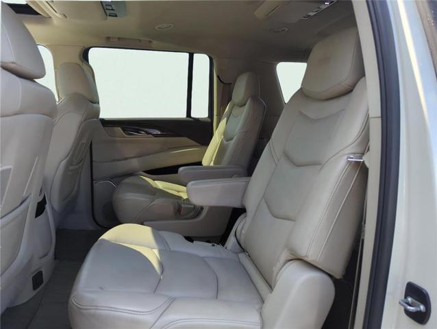 Photo of 2015 White Diamond Tri-Coat Cadillac Escalade ESV