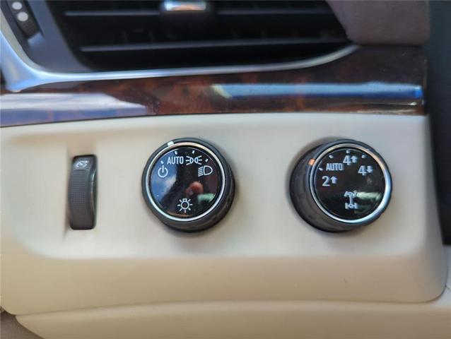 Photo of 2015 White Diamond Tri-Coat Cadillac Escalade ESV