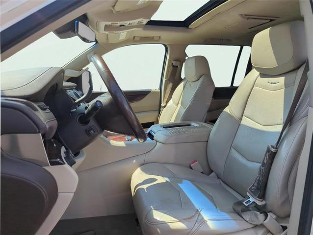 Photo of 2015 White Diamond Tri-Coat Cadillac Escalade ESV