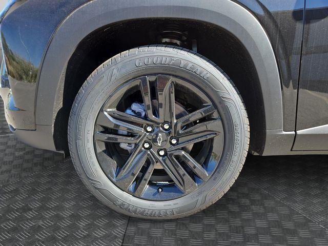 Photo of 2025 Mosaic Black Metallic Chevrolet Trax