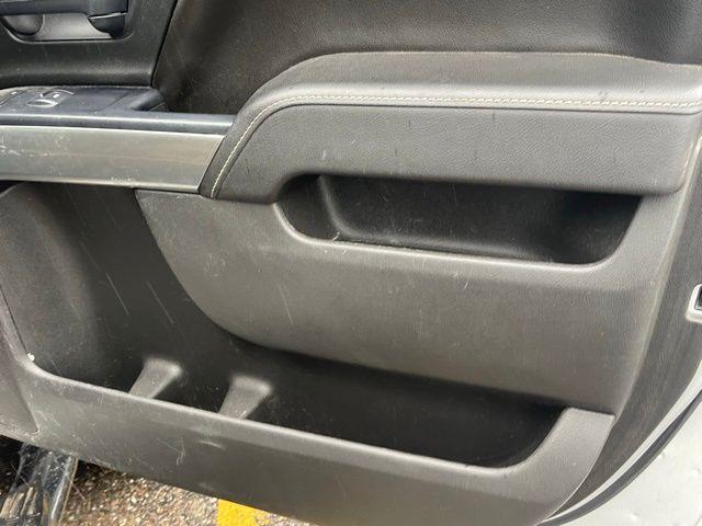 Photo of 2016 Silver Ice Metallic Chevrolet Silverado 1500