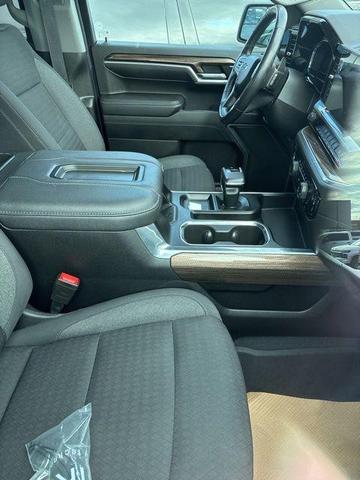 Photo of 2022 Cherry Red Tintcoat Chevrolet Silverado 1500