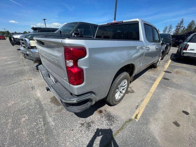 Photo of 2020 Silver Ice Metallic Chevrolet Silverado 1500