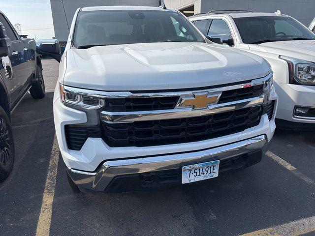 Photo of 2022 Summit White Chevrolet Silverado 1500