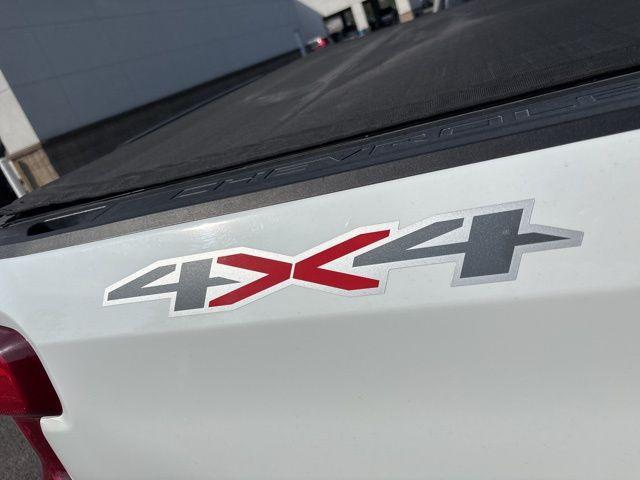 Photo of 2022 Summit White Chevrolet Silverado 1500