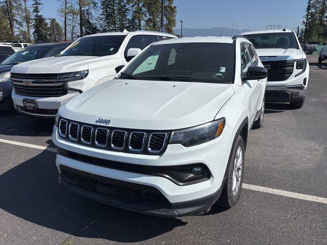 Photo of 2024 Bright White Clearcoat Jeep Compass