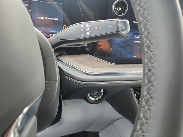 Photo of 2025 Lakeshore Blue Metallic Chevrolet Suburban