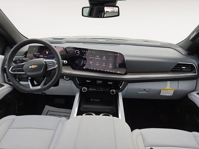 Photo of 2025 Lakeshore Blue Metallic Chevrolet Suburban