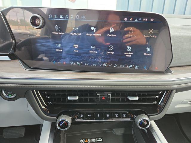 Photo of 2025 Lakeshore Blue Metallic Chevrolet Suburban