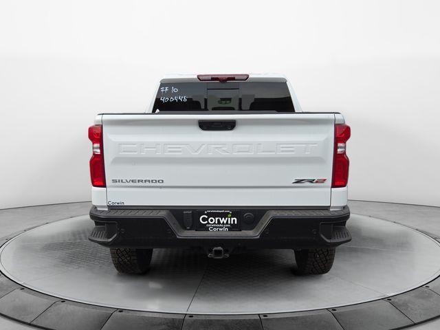 Photo of 2025 Summit White Chevrolet Silverado 1500