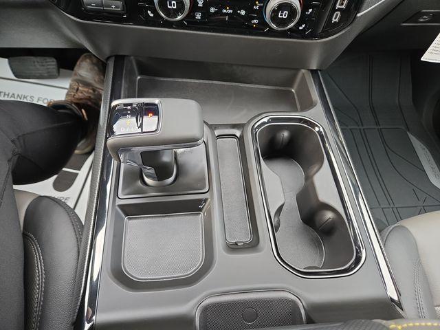 Photo of 2025 Summit White Chevrolet Silverado 1500