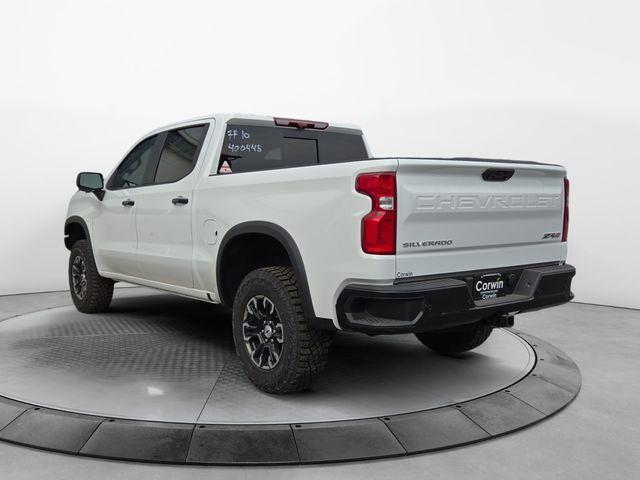 Photo of 2025 Summit White Chevrolet Silverado 1500