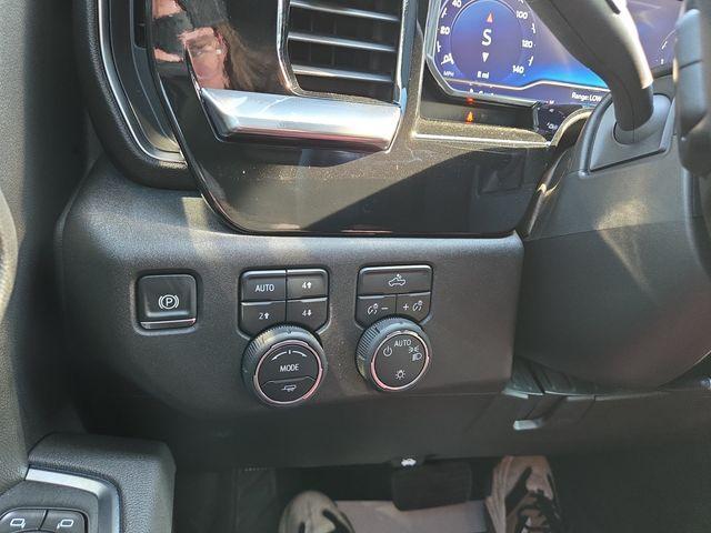 Photo of 2025 Black Chevrolet Silverado 1500