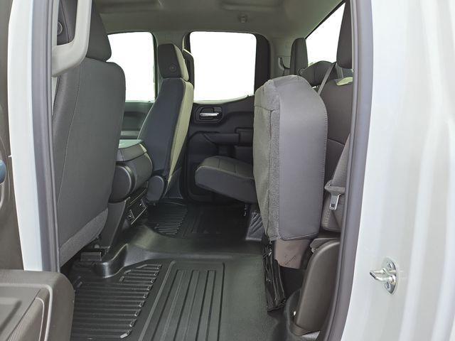 Photo of 2025 Summit White GMC Sierra 1500