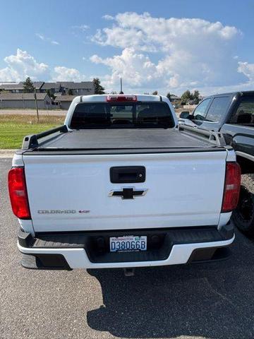 Photo of 2017 Summit White Chevrolet Colorado