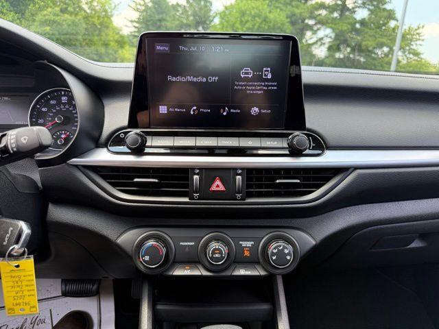 Photo of 2023 Gravity Gray Kia Forte