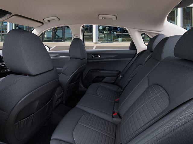 Photo of 2025 Aurora Black Pearl Kia K5