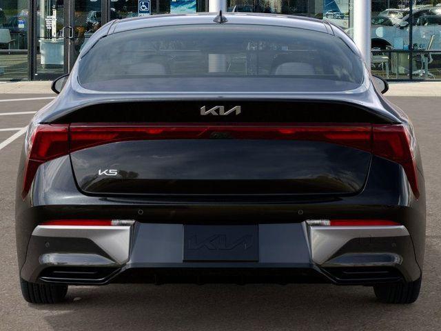 Photo of 2025 Aurora Black Pearl Kia K5