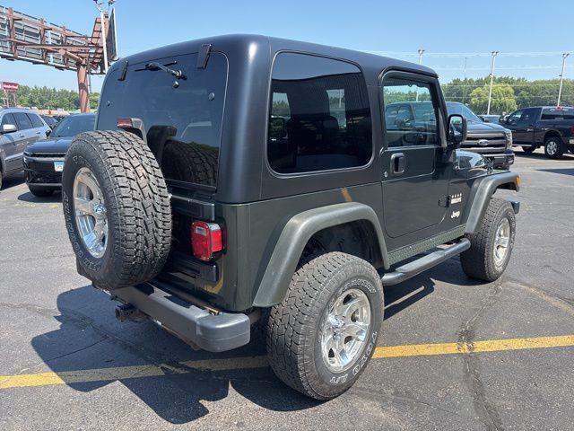 Photo of 2005 Moss Green Pearlcoat/Dark Green Hard Top Jeep Wrangler