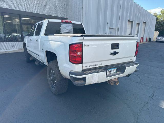 Photo of 2016 Summit White Chevrolet Silverado 2500