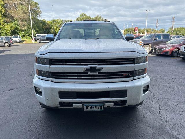 Photo of 2016 Summit White Chevrolet Silverado 2500