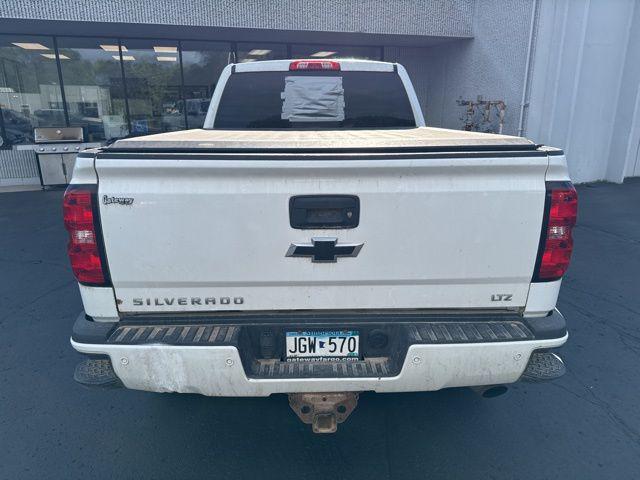 Photo of 2016 Summit White Chevrolet Silverado 2500