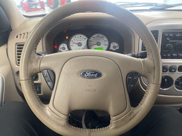 Photo of 2006 Blazing Copper Clearcoat Metallic Ford Escape