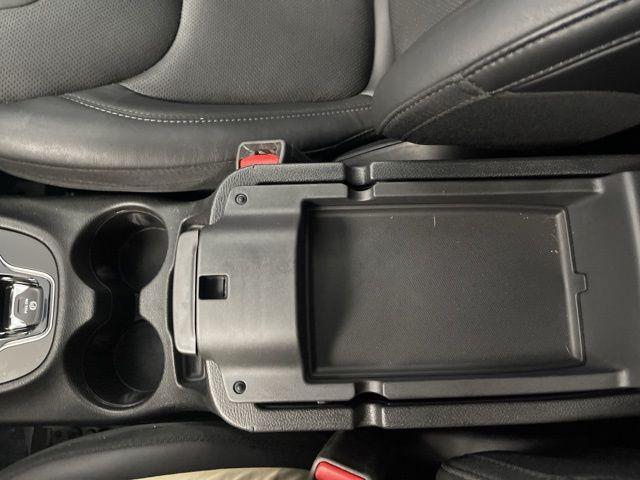 Photo of 2021 Velvet Red Pearlcoat Jeep Cherokee