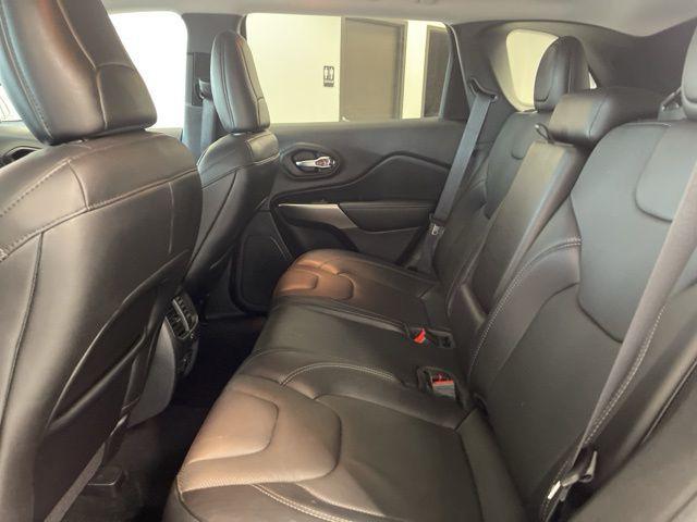 Photo of 2021 Velvet Red Pearlcoat Jeep Cherokee